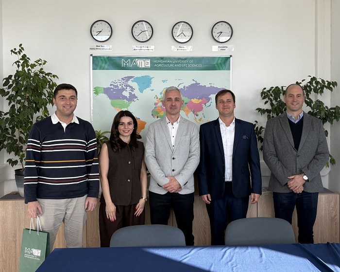 Azerbajdzsáni agrárvállalati delegáció látogatott a MATE-ra: új képzési és innovációs együttműködési lehetőségek körvonalazódtak